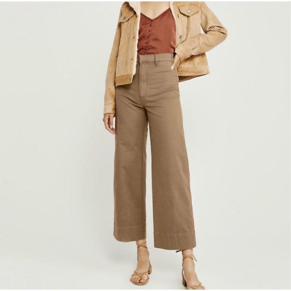 Abercrombie & Fitch Ultra High Rise Crop Wide Leg Cotton Chino Pants Tan 27/4